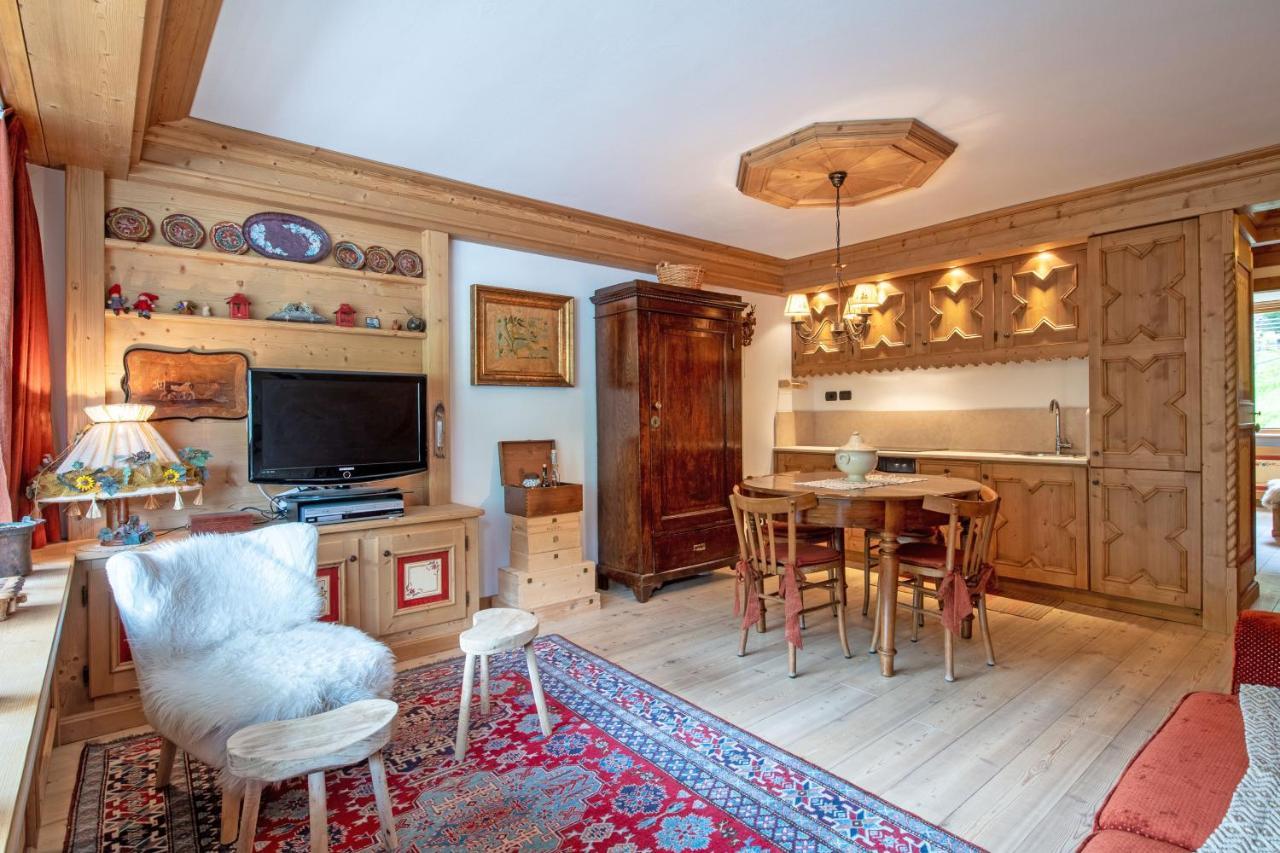 Apartment Center Madonna Di Campiglio Af Eksteriør bilde