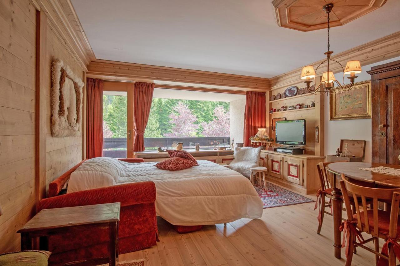 Apartment Center Madonna Di Campiglio Af Eksteriør bilde